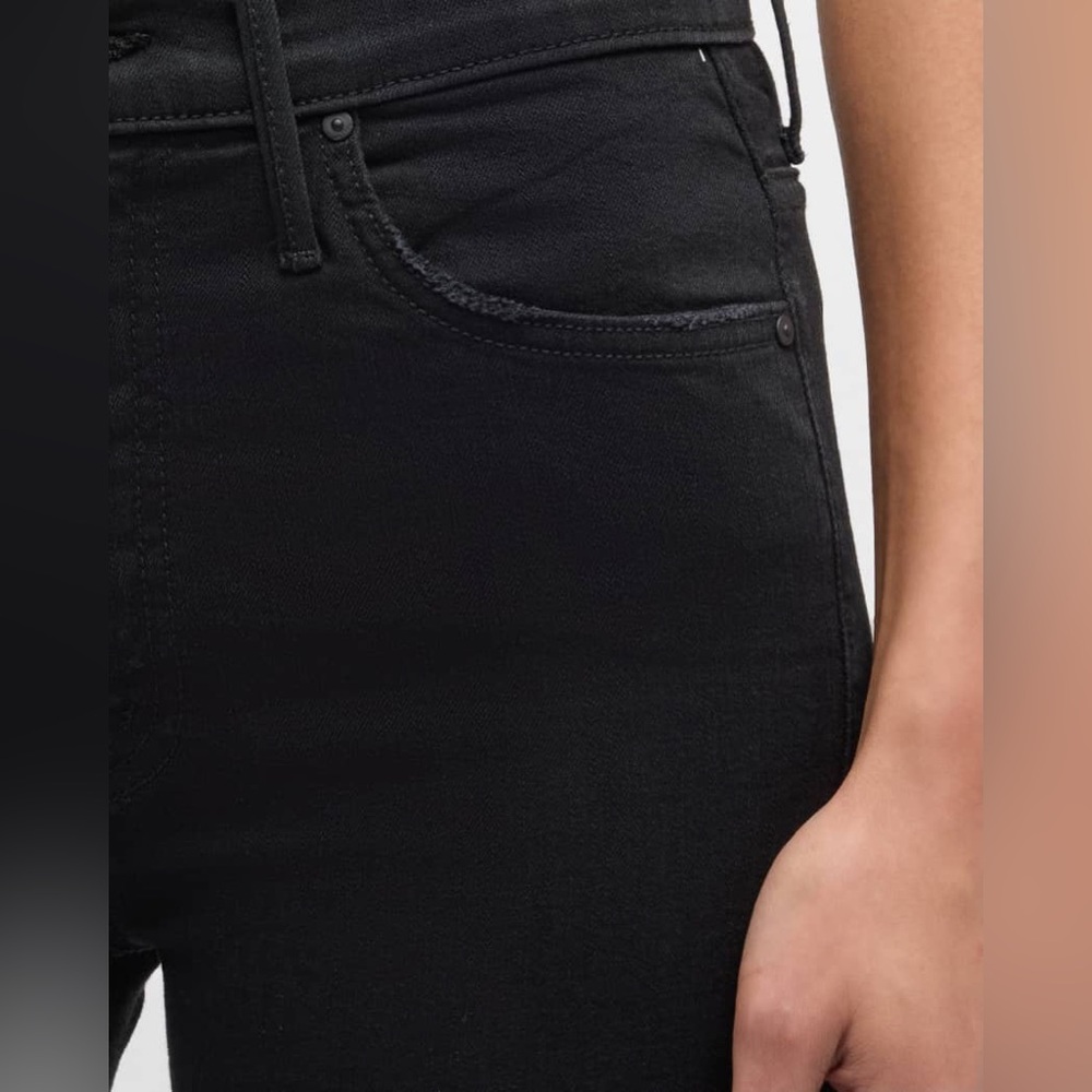 MOTHER The Insider Crop Step Fray Jeans - Picture 6 of 16